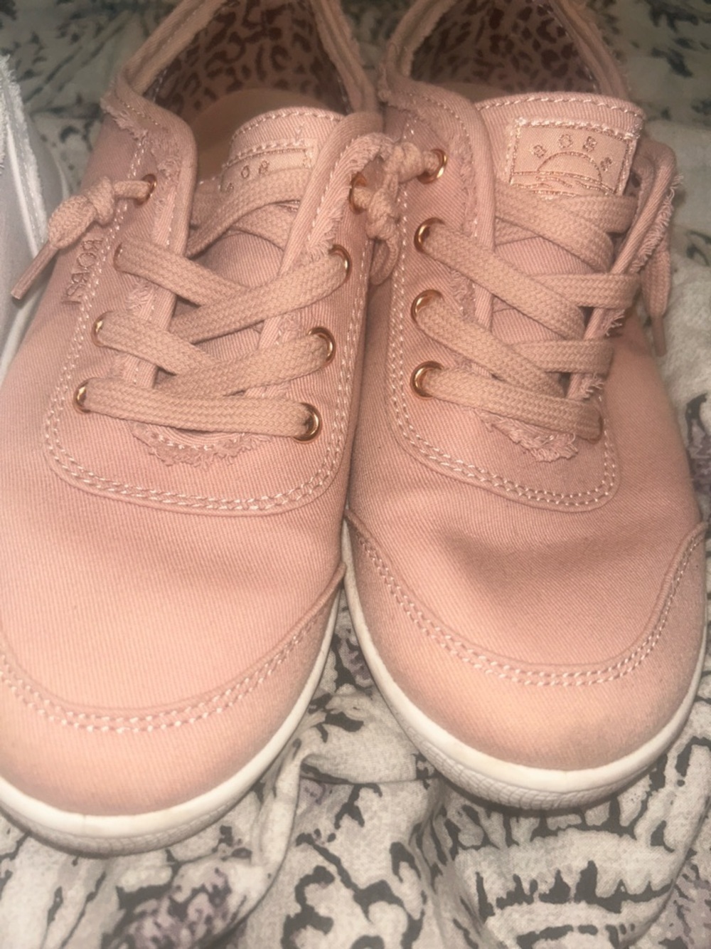 Pink BOBS skechers Women’s Casual memory foam Canvas Sneaker - Blush Pink - Picture 2 of 3